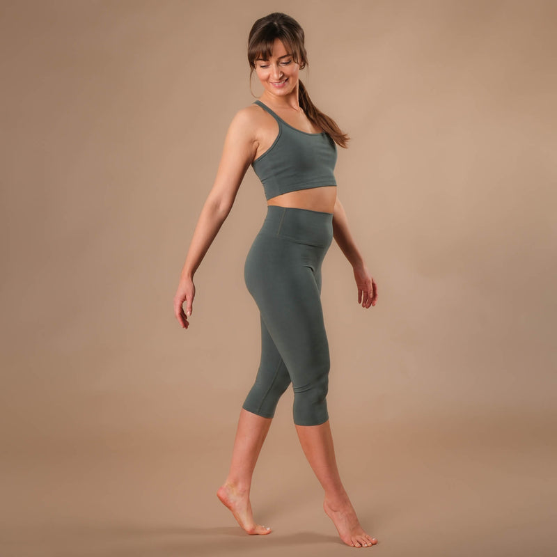 Yoga Capri Leggings Comfy smaragd nachhaltig in der Schweiz hergestellt