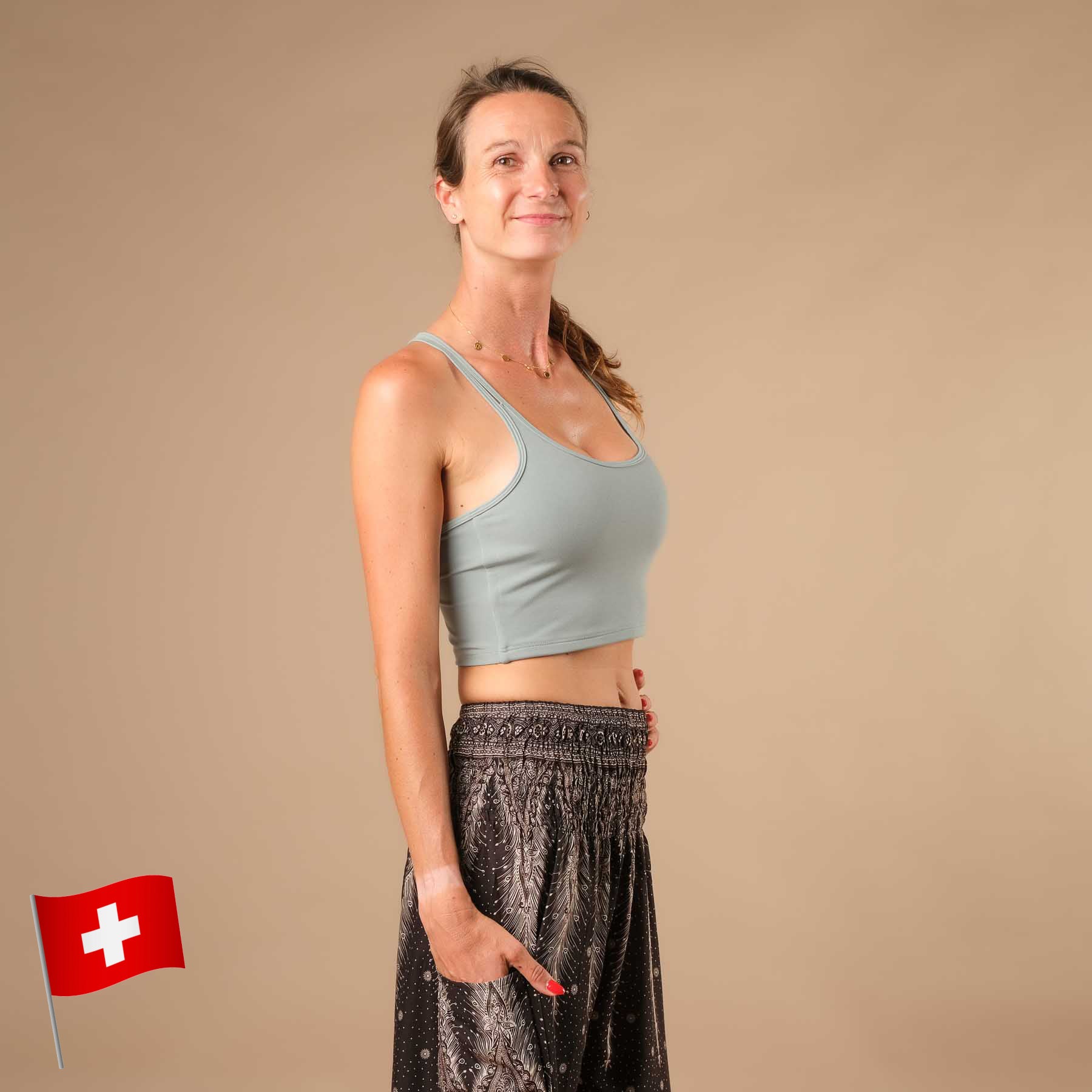 Crop Top Joy mit gekreuzten Trägern green-water