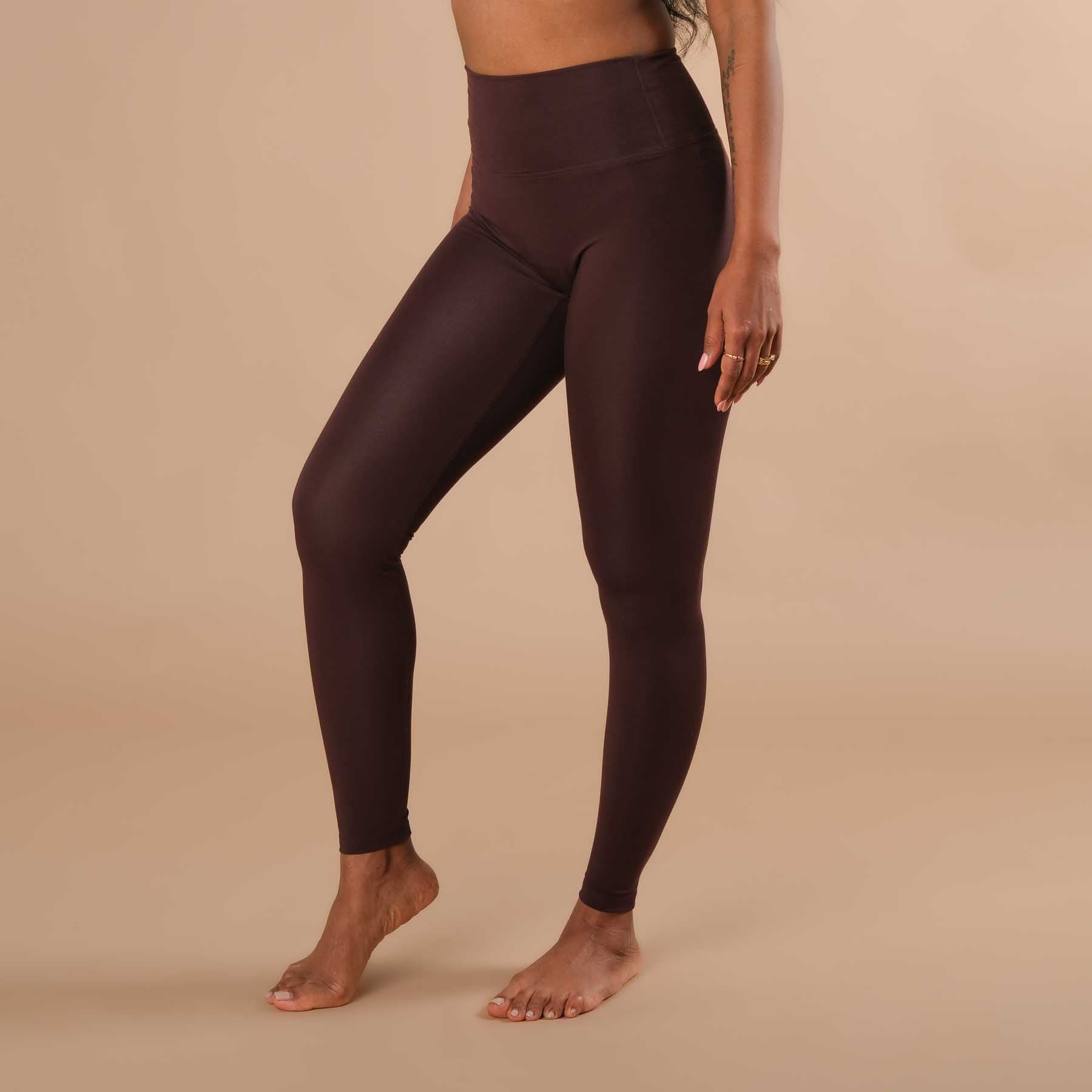Nachhaltige Yoga Leggings Comfy super weich, in der Schweiz hergestellt aubergine