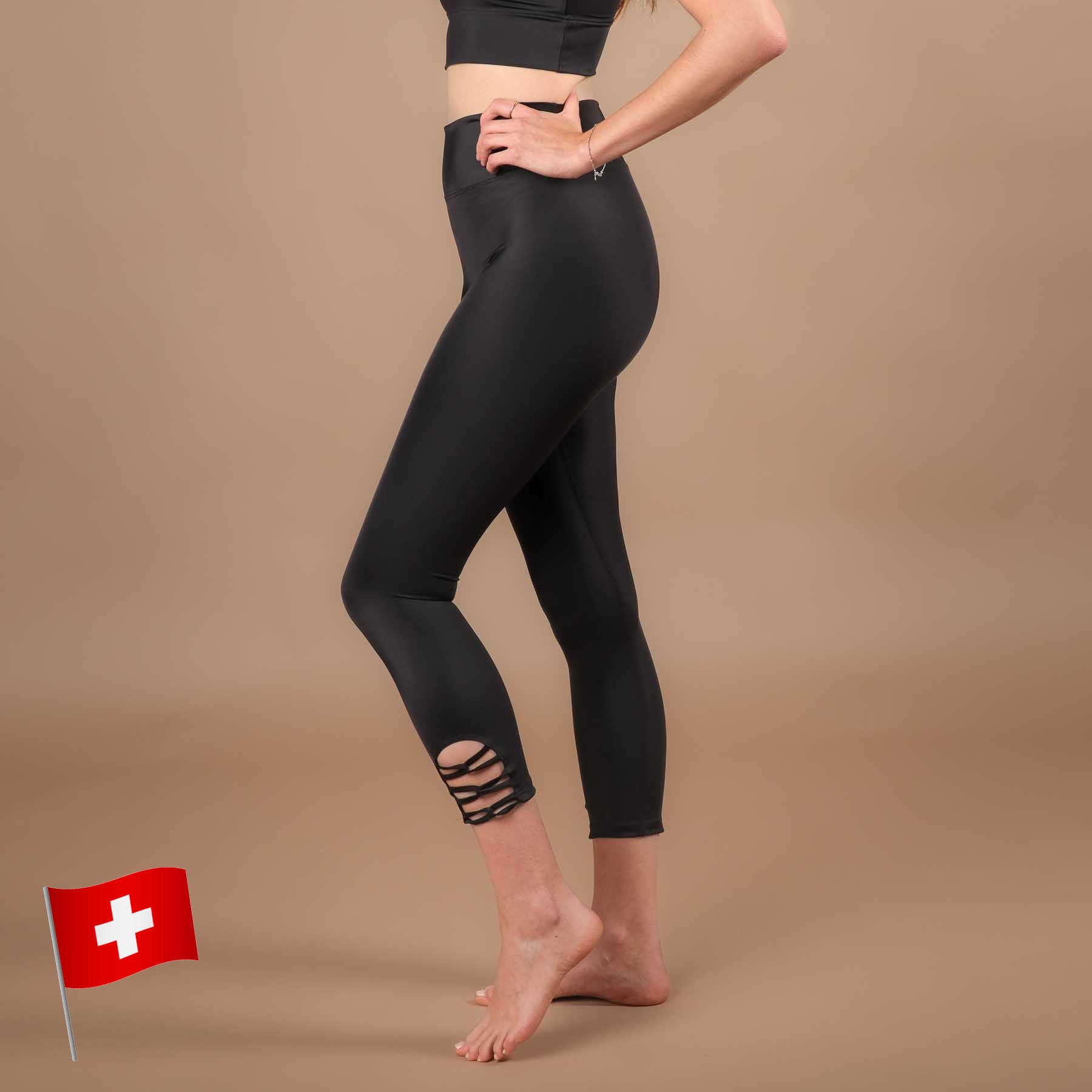 Yoga Leggings 7/8 Eco Mare in der Schweiz hergestellt aus recyceltem Econyl Stoff schwarz