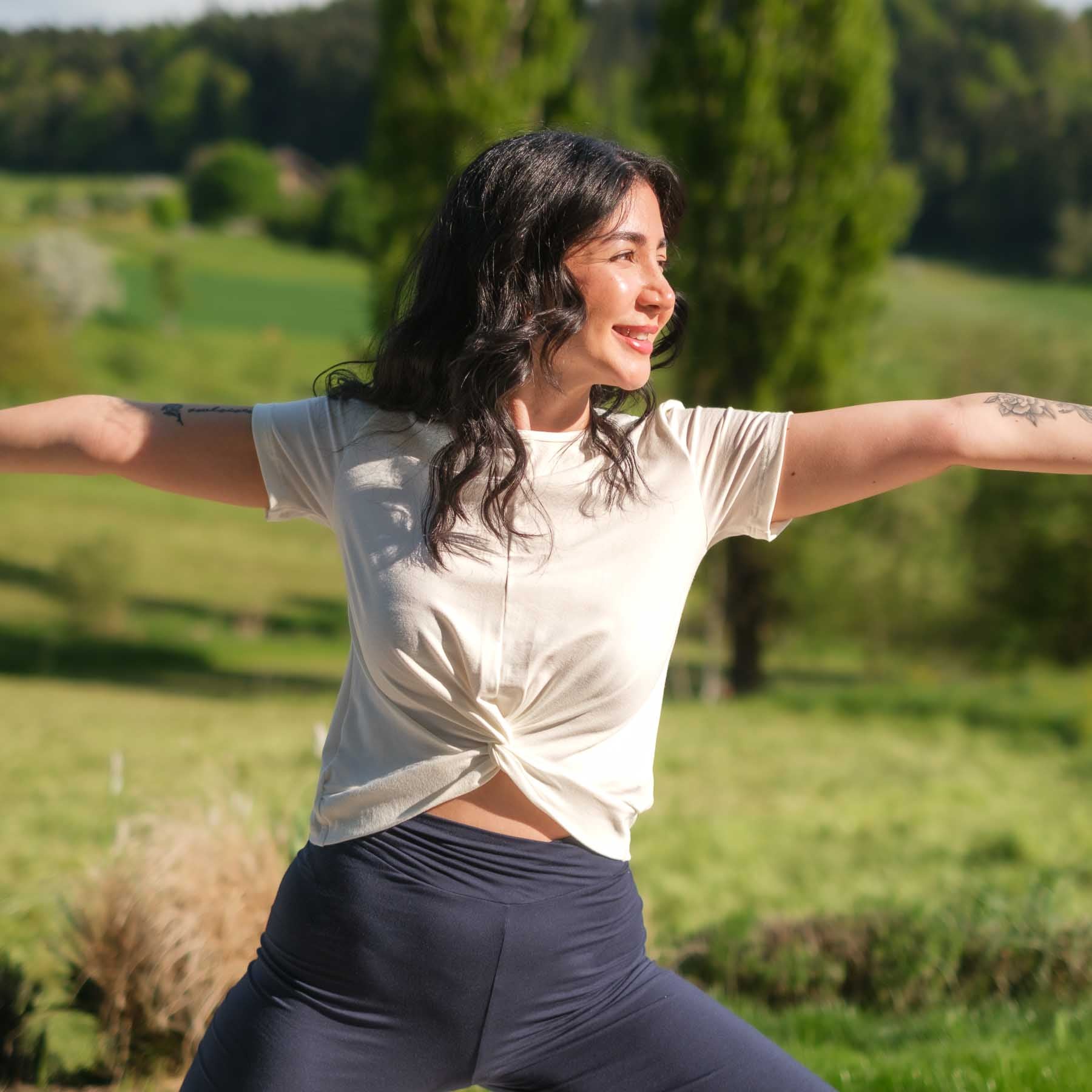 Yoga Schlingtop Classy kurzarm weiss