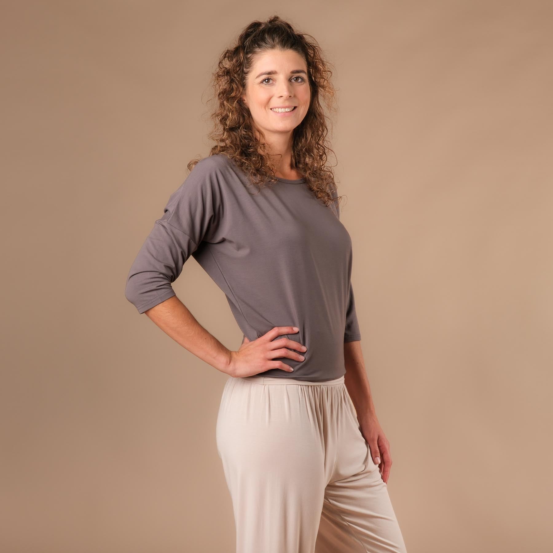 Yoga Shirt Comfy 3/4 Arm, in der Schweiz hergestellt, weichster Stoff, steel-grey