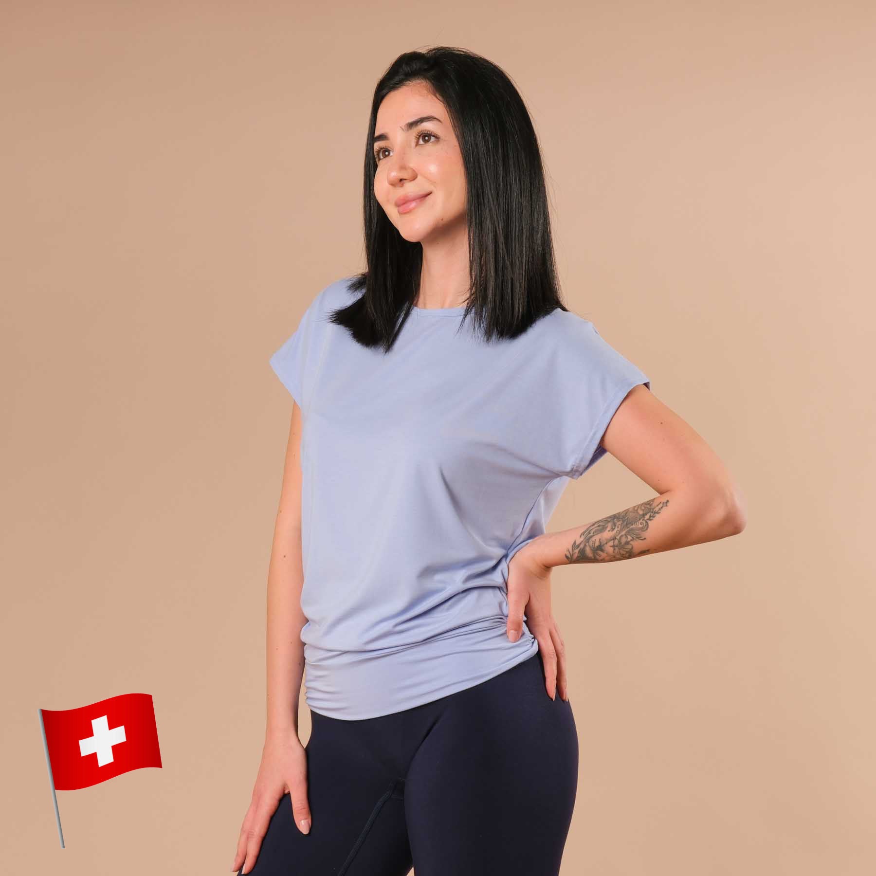 Yoga Shirt Comfy kurzarm nachhaltig in der Schweiz hergestellt himmelblau