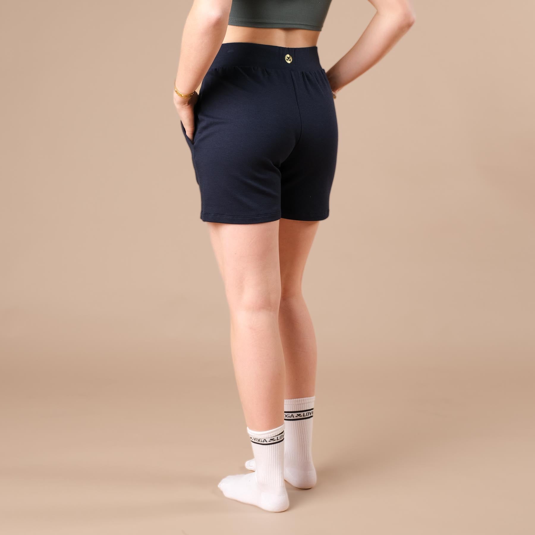 Short de yoga pour femme, durable, bleu marine