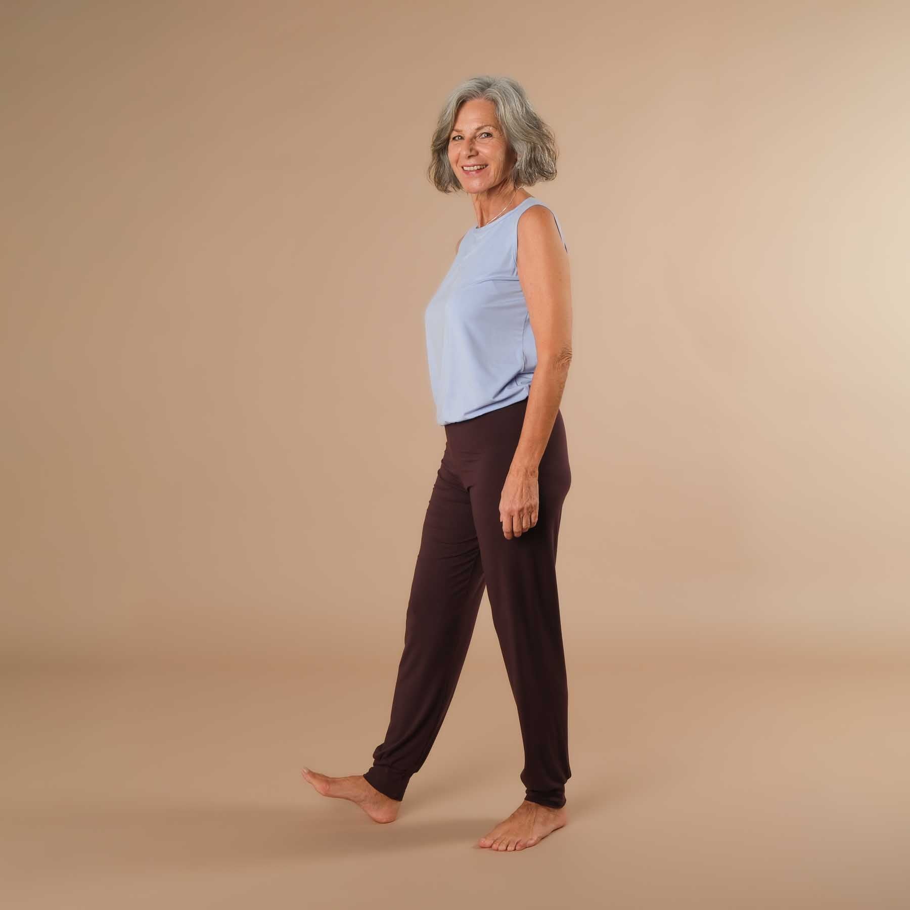 Yoga Hose Viki lockere Yogahose aubergine