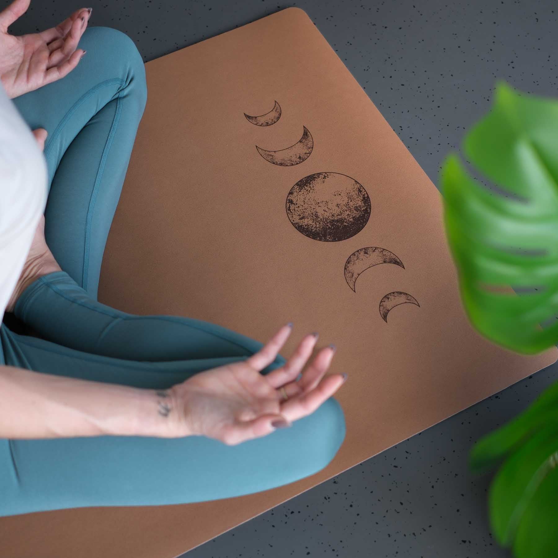 Yogammatte SuperGrip sehr rutschfest aus nachhaltigem Naturkautschuck in der Farbe coffee