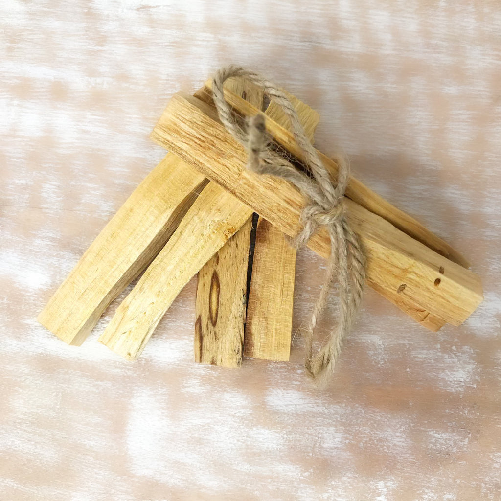 Bastoncini di incenso Palo Santo - fumare con il legno sacro Bastoncini di incenso Palo Santo - fumare con il legno sacro
