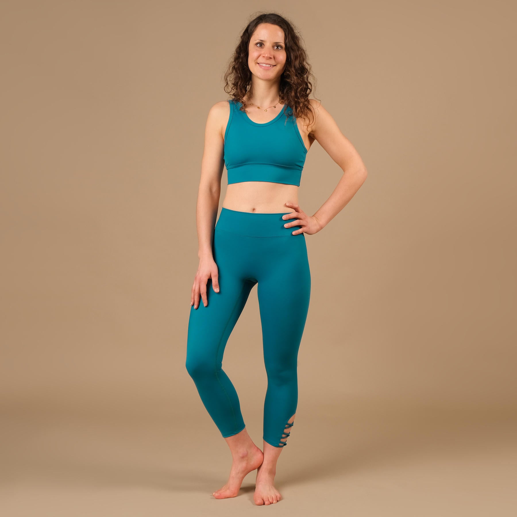 Yoga Leggings 7/8 Eco Mare in der Schweiz hergestellt aus recyceltem Econyl Stoff acqua