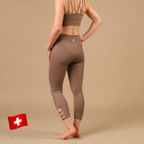 Yoga Leggings 7/8 Eco Mare in der Schweiz hergestellt aus recyceltem Econyl Stoff sand
