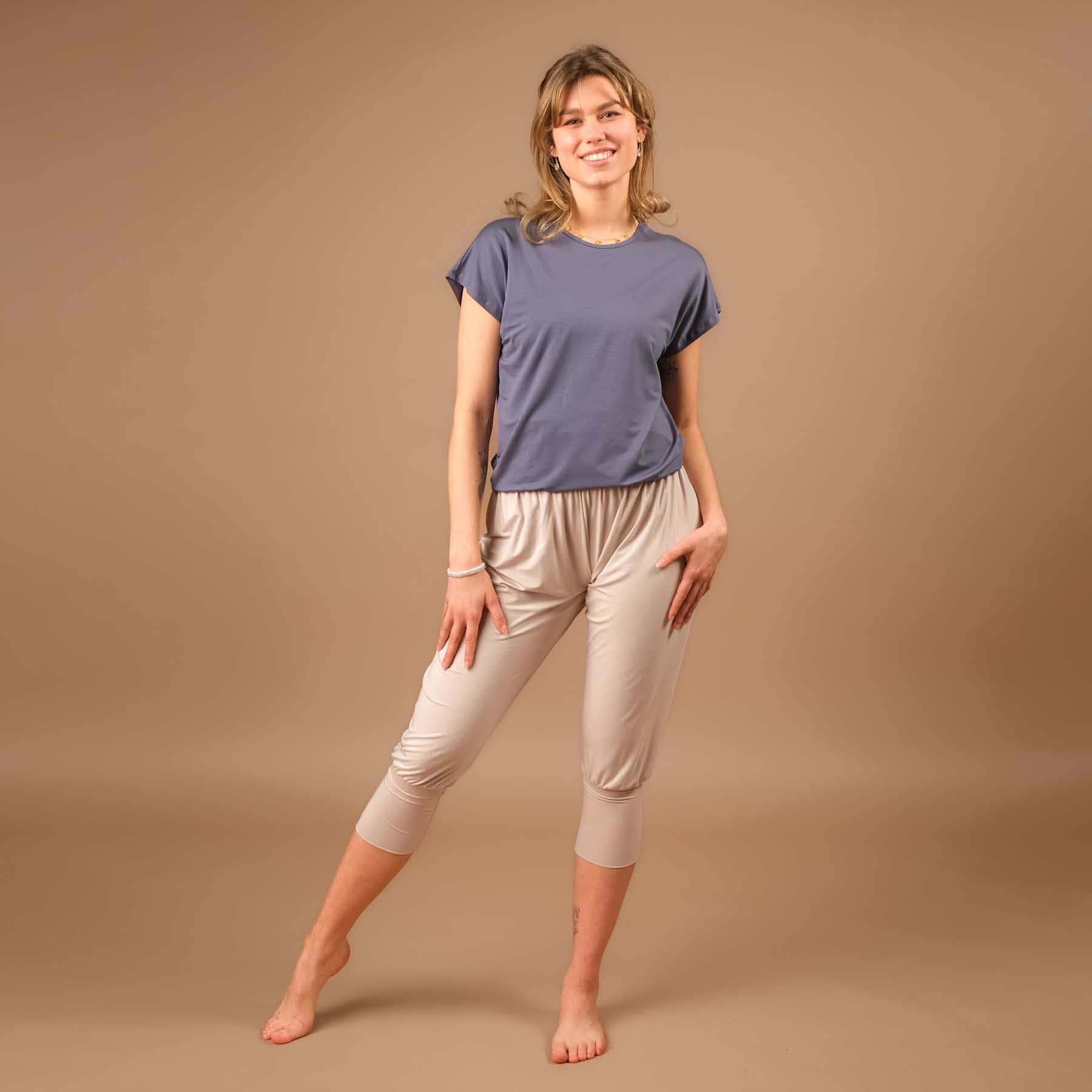 Yoga Shirt Comfy kurzarm nachhaltig in der Schweiz hergestellt graublau